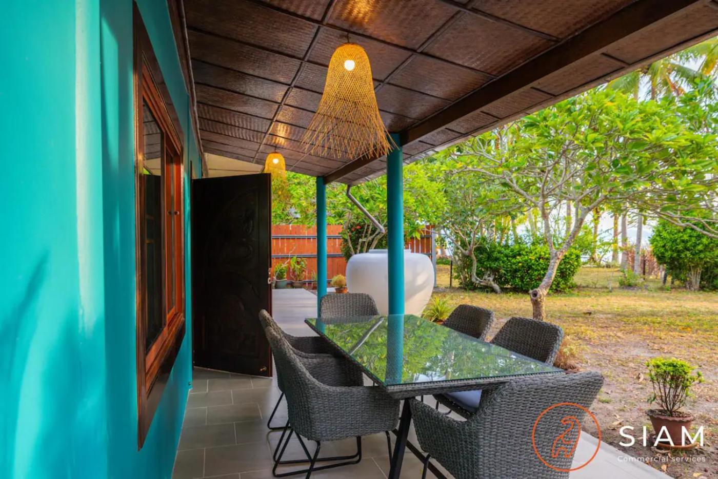 The Wooden Beach House 3Br - Sunset Beach Garden Taling Ngam Beach 외부 사진